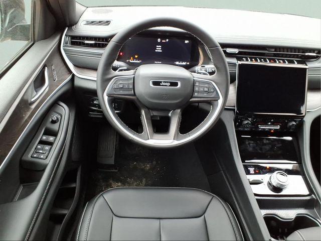 new 2025 Jeep Grand Cherokee L car, priced at $47,353