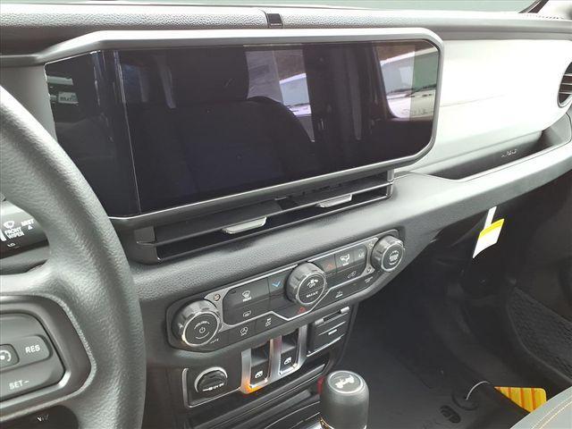 new 2026 Jeep Wrangler car, priced at $35,029