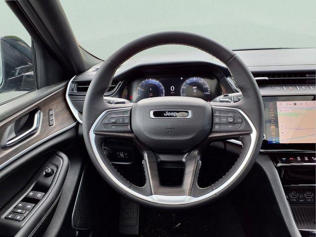 new 2026 Jeep Grand Cherokee car, priced at $46,650