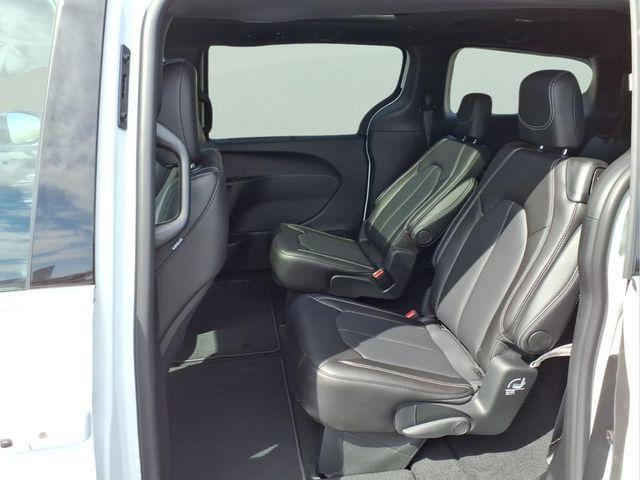 new 2026 Chrysler Pacifica car, priced at $45,227