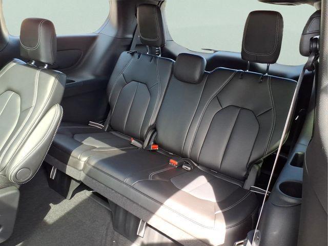 new 2026 Chrysler Pacifica car, priced at $45,227