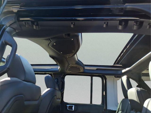 new 2026 Jeep Wrangler car, priced at $47,426