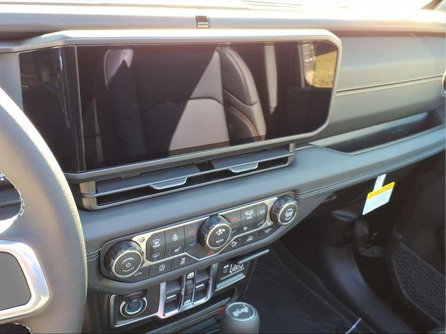 new 2026 Jeep Wrangler car, priced at $47,426