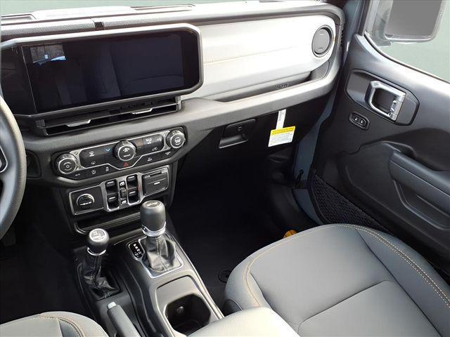 new 2026 Jeep Wrangler car, priced at $34,611