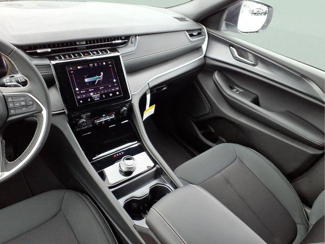 new 2026 Jeep Grand Cherokee car, priced at $34,826