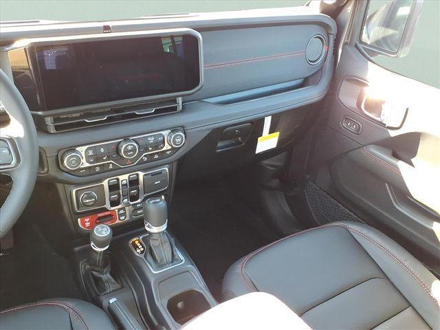 new 2026 Jeep Wrangler car, priced at $60,125