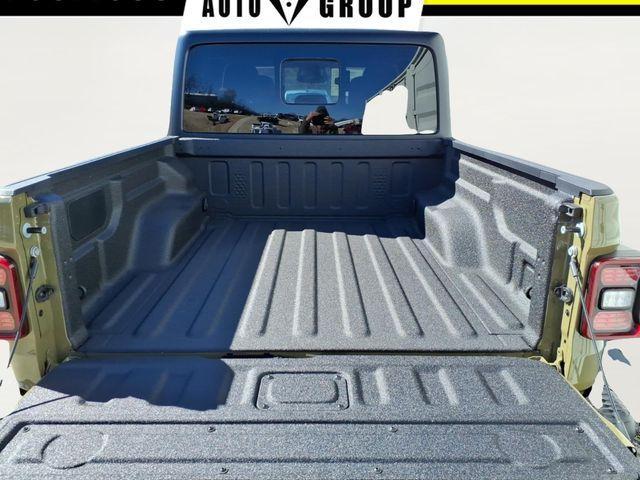 new 2026 Jeep Gladiator car, priced at $48,809