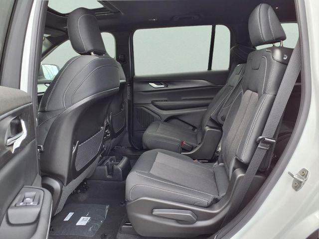 new 2026 Jeep Grand Cherokee L car, priced at $38,559