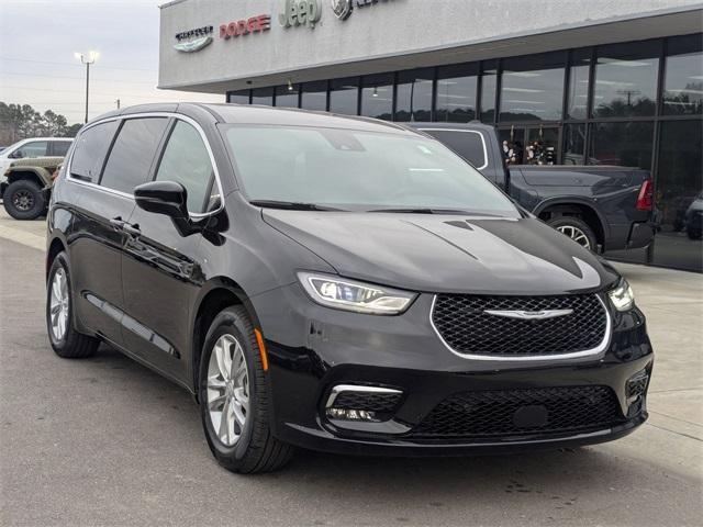 new 2026 Chrysler Pacifica car, priced at $40,017