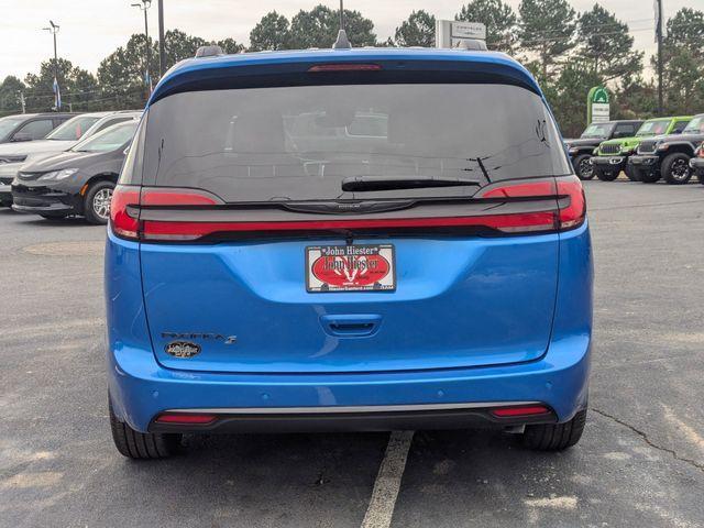 new 2026 Chrysler Pacifica car, priced at $40,822