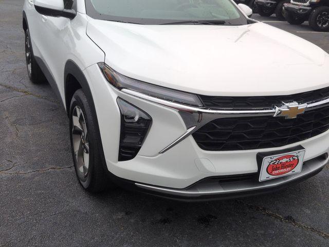 used 2025 Chevrolet Trax car, priced at $23,182