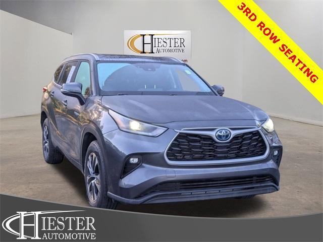 used 2021 Toyota Highlander Hybrid car, priced at $27,167