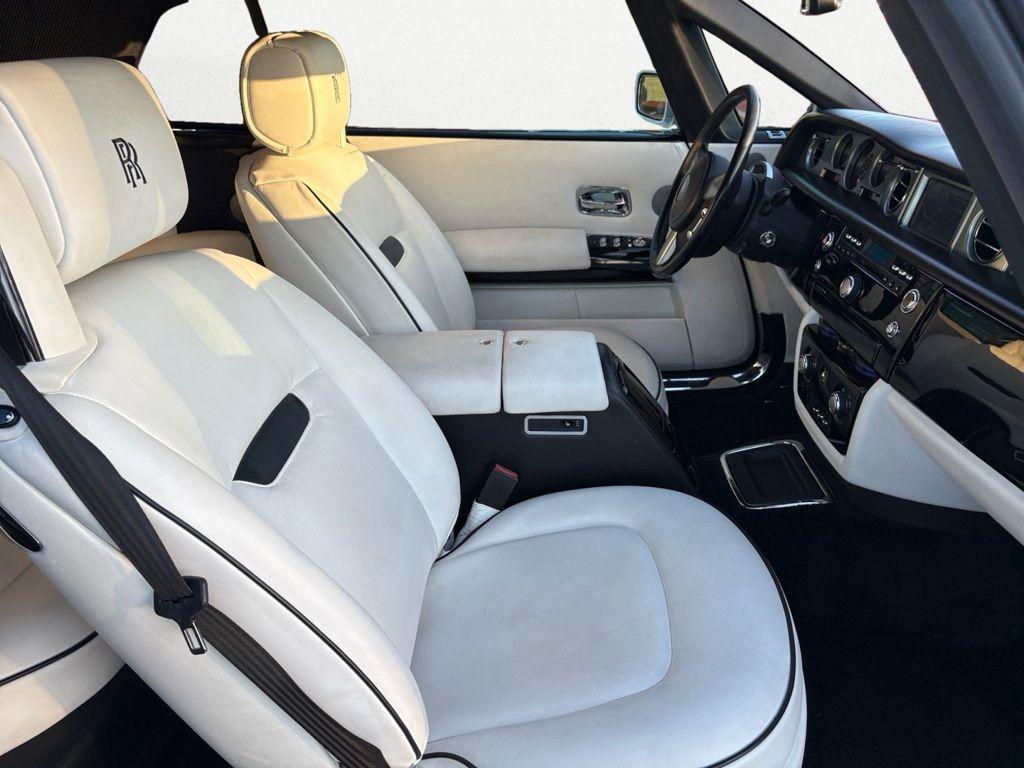 used 2009 Rolls-Royce Phantom Drophead Coupe car, priced at $139,998