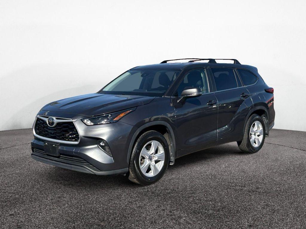 used 2023 Toyota Highlander car, priced at $28,998