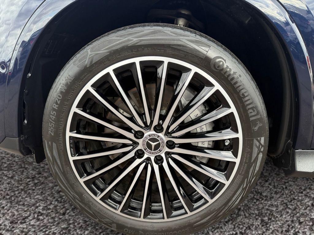 used 2024 Mercedes-Benz GLC 300 car, priced at $46,998