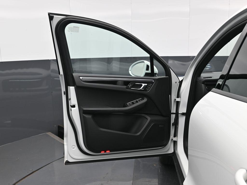 used 2025 Porsche Macan car, priced at $58,900