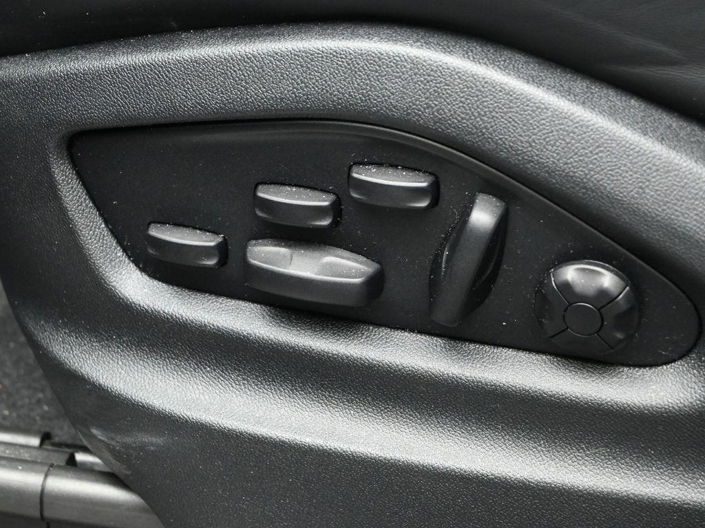 used 2024 Porsche Cayenne car, priced at $71,900