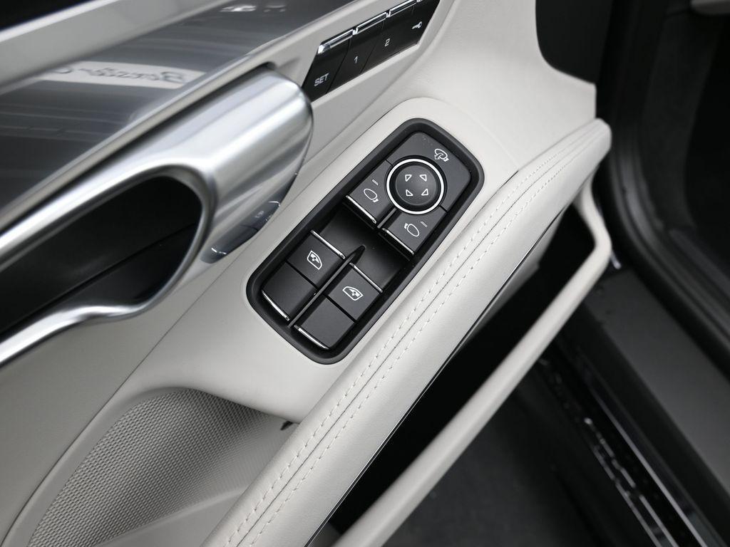 used 2025 Porsche 718 Boxster car, priced at $124,900