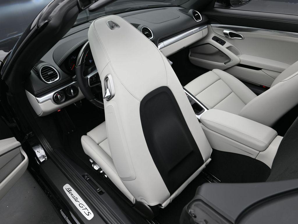 used 2025 Porsche 718 Boxster car, priced at $124,900
