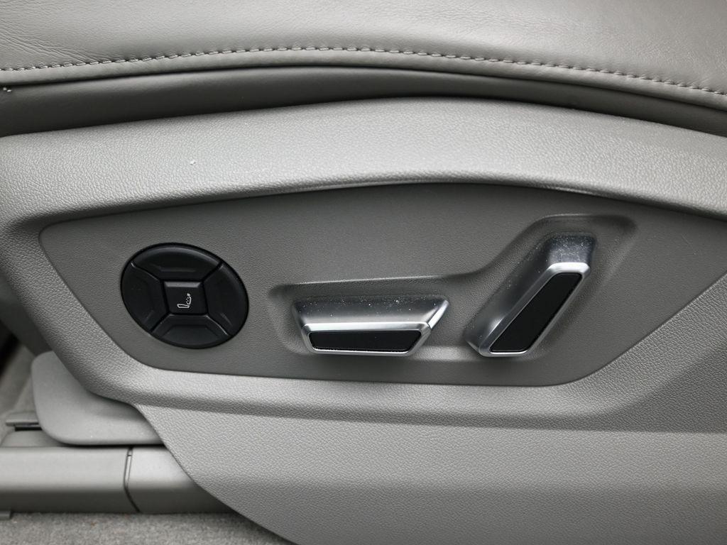 used 2023 Audi Q7 car, priced at $48,900