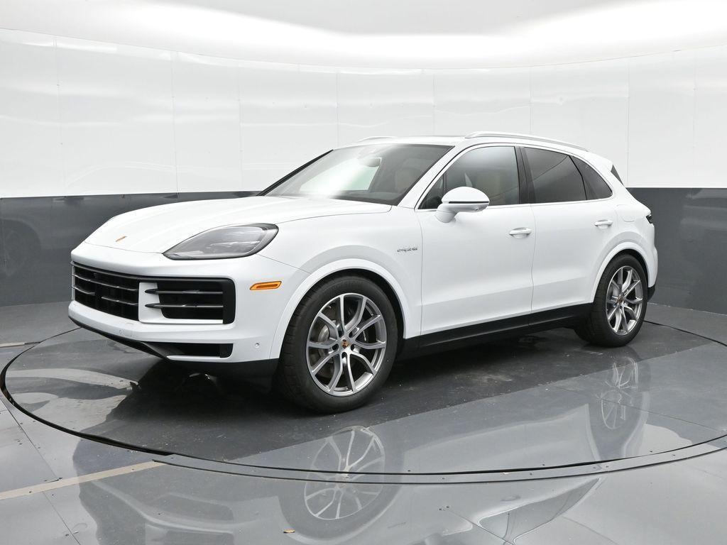 new 2025 Porsche Cayenne car, priced at $127,985