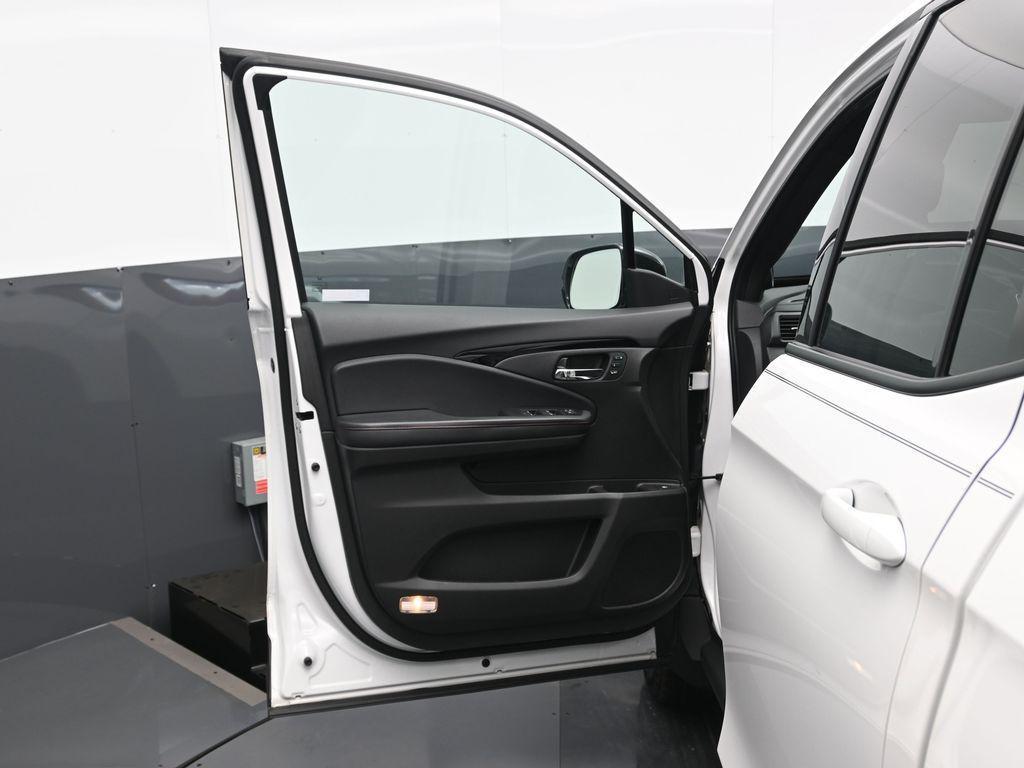 used 2023 Honda Ridgeline car, priced at $33,900