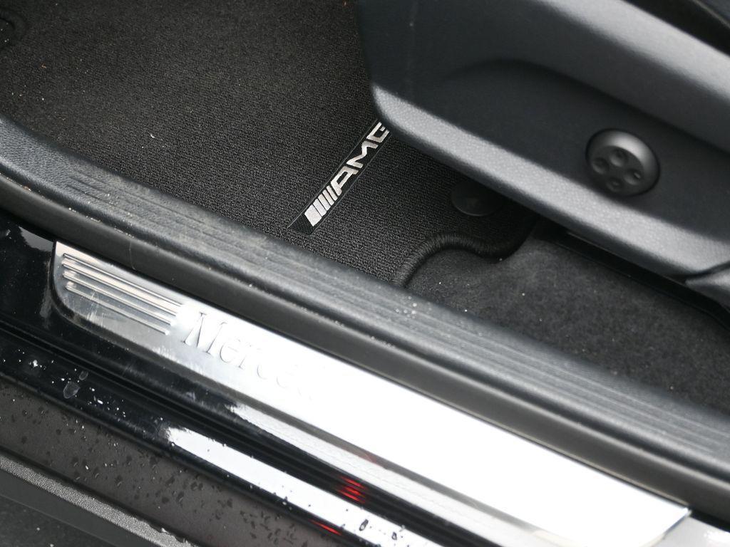 used 2019 Mercedes-Benz GLC 300 car, priced at $29,490