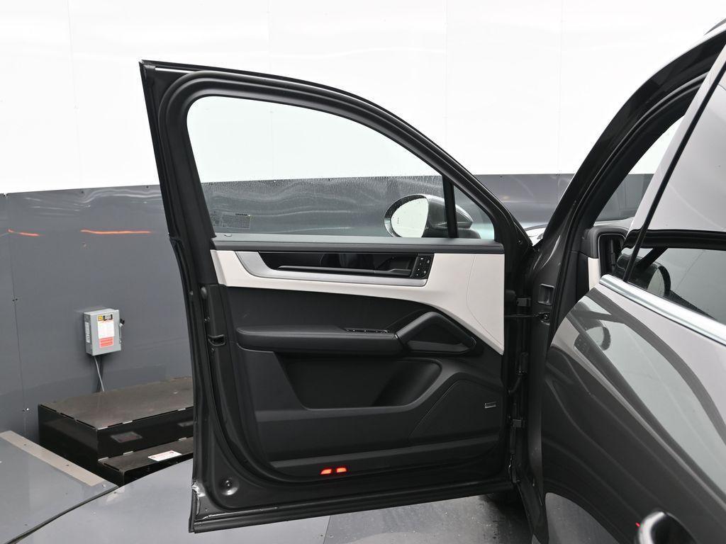 new 2026 Porsche Cayenne car, priced at $133,550