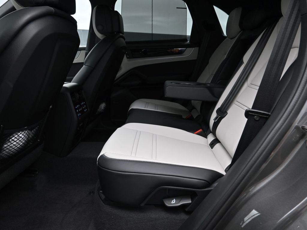 new 2026 Porsche Cayenne car, priced at $133,550