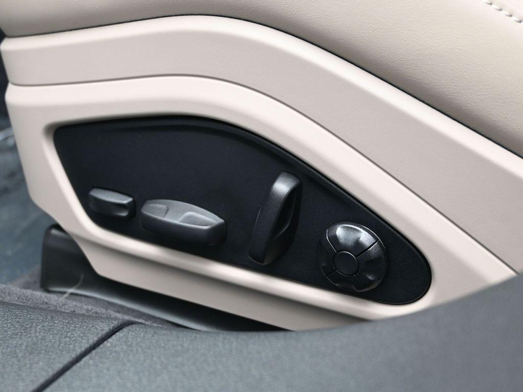 new 2025 Porsche Panamera car, priced at $133,075