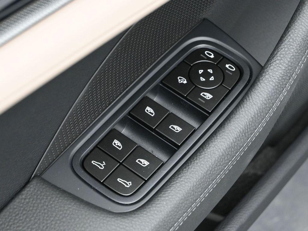 new 2026 Porsche Panamera car, priced at $129,350