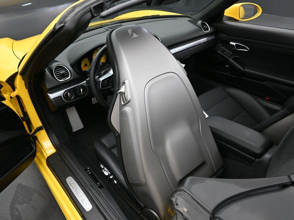 used 2025 Porsche 718 Boxster car, priced at $101,490