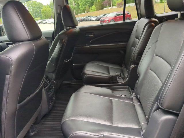 used 2021 Honda Pilot car, priced at $33,899