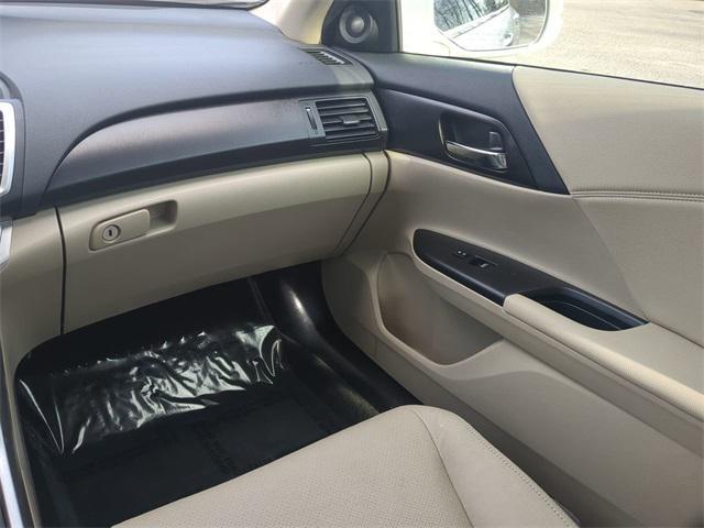 used 2015 Honda Accord Hybrid car, priced at $11,400