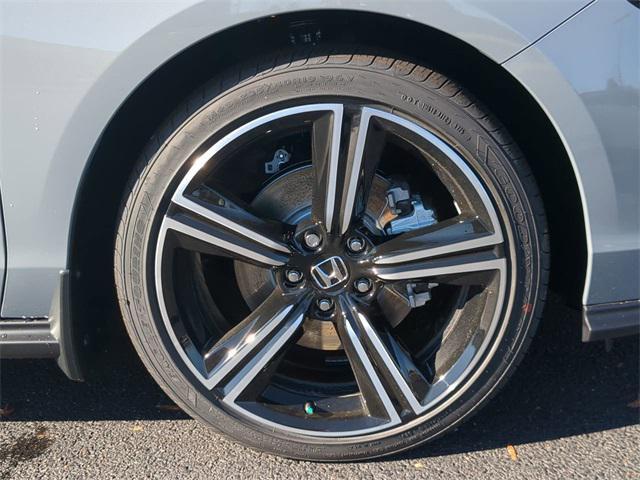 new 2025 Honda Accord Hybrid car, priced at $33,700