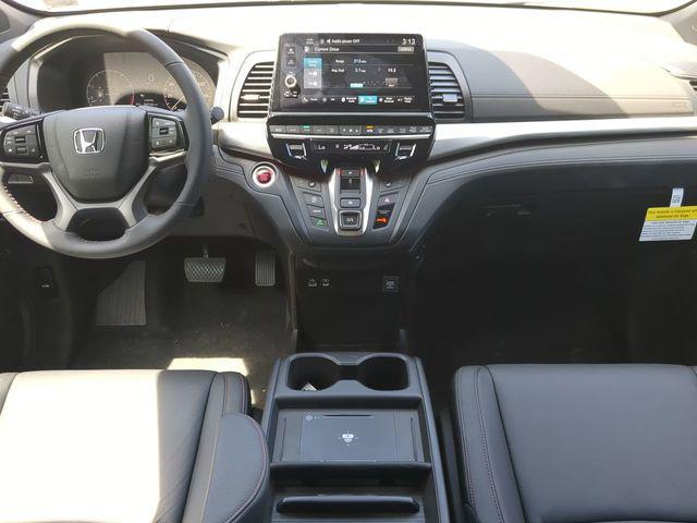 new 2026 Honda Odyssey car, priced at $43,182