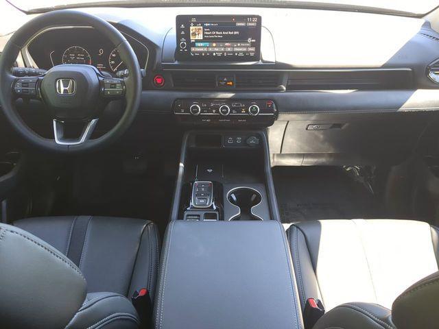 used 2025 Honda Pilot car, priced at $45,649