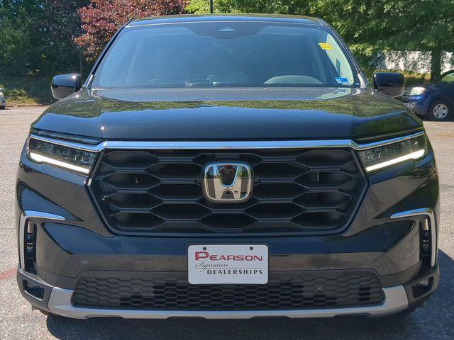 used 2025 Honda Pilot car, priced at $45,649