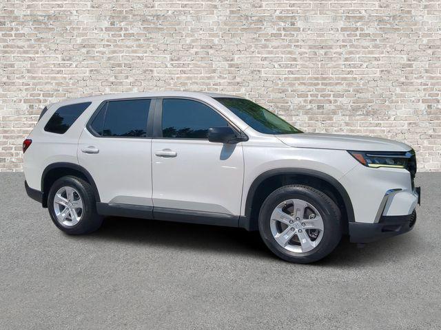 used 2023 Honda Pilot car, priced at $31,149