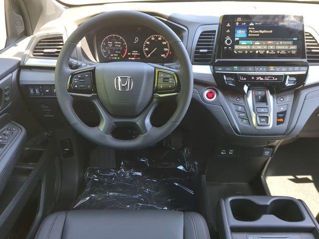 new 2026 Honda Odyssey car, priced at $43,320
