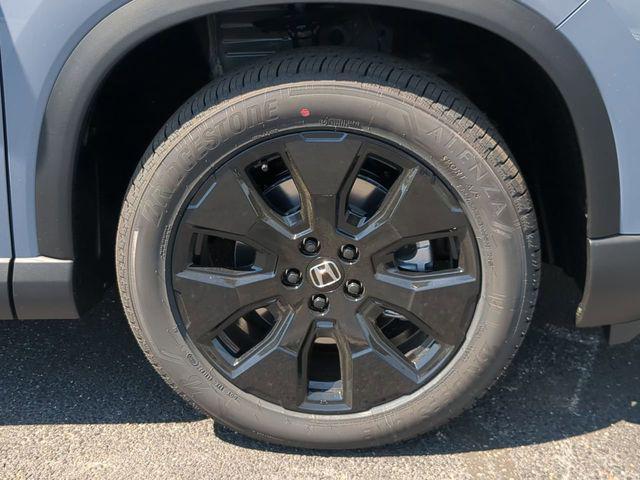 new 2026 Honda Pilot car, priced at $52,632