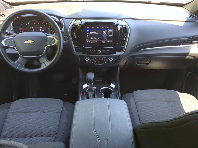 used 2023 Chevrolet Traverse car, priced at $33,400