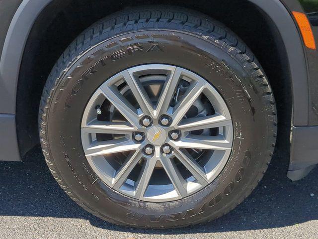 used 2023 Chevrolet Traverse car, priced at $33,400