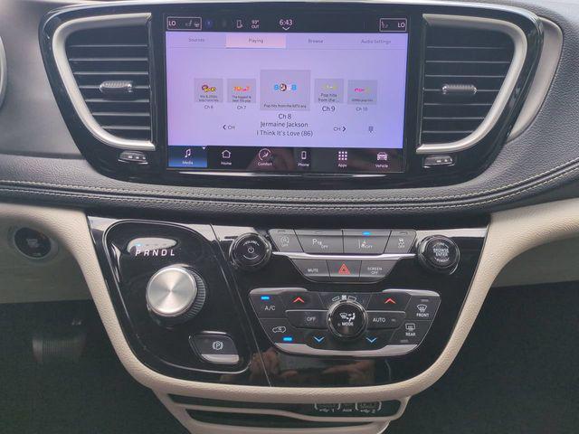 used 2023 Chrysler Pacifica car, priced at $19,449