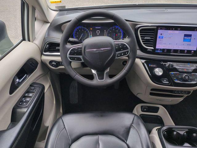 used 2023 Chrysler Pacifica car, priced at $19,449