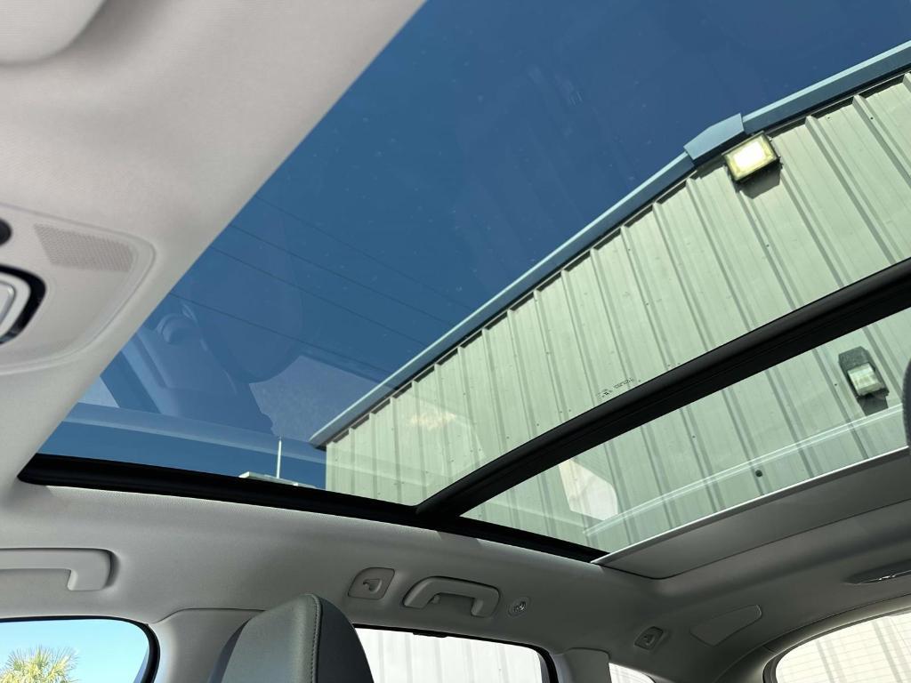 used 2024 Audi Q7 car, priced at $50,900