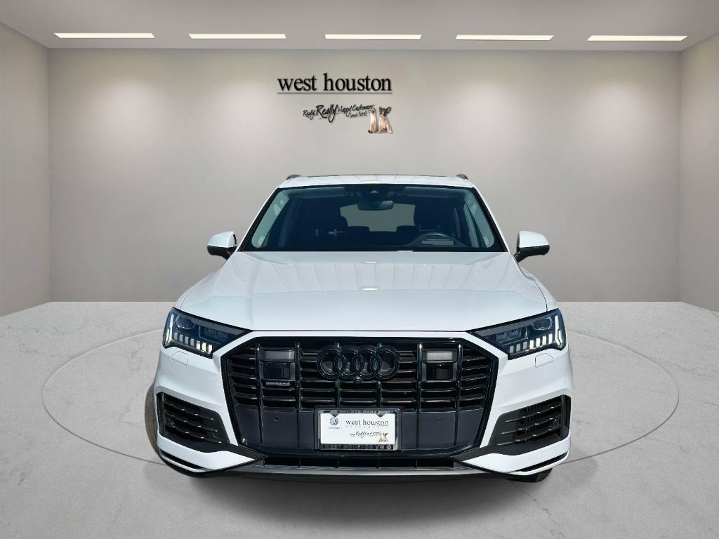 used 2024 Audi Q7 car, priced at $50,900