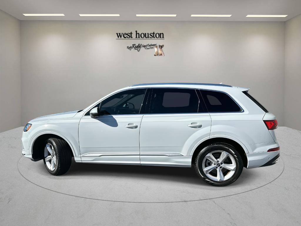 used 2023 Audi Q7 car, priced at $35,450