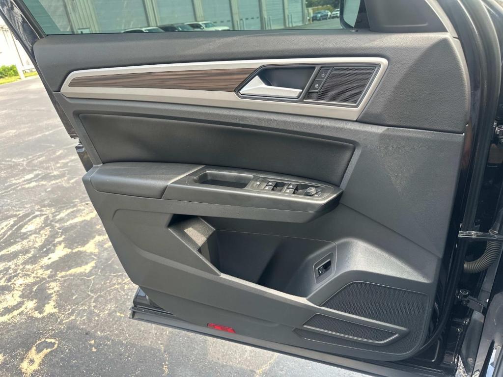 used 2021 Volkswagen Atlas car, priced at $19,458