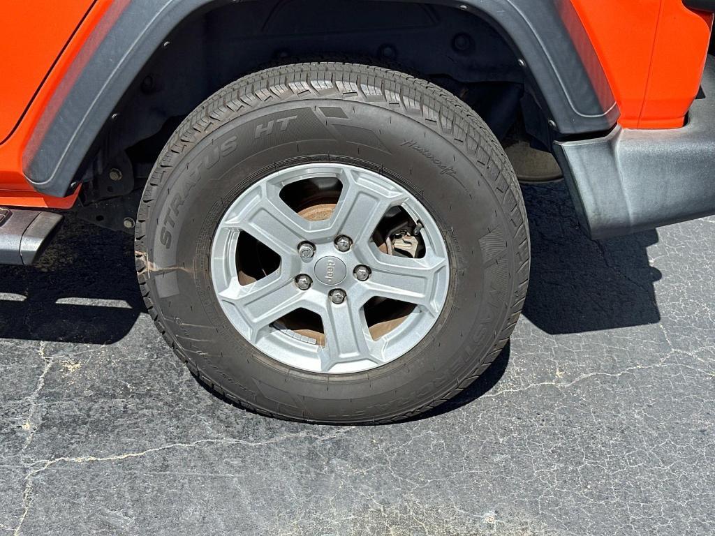 used 2020 Jeep Wrangler Unlimited car, priced at $22,787